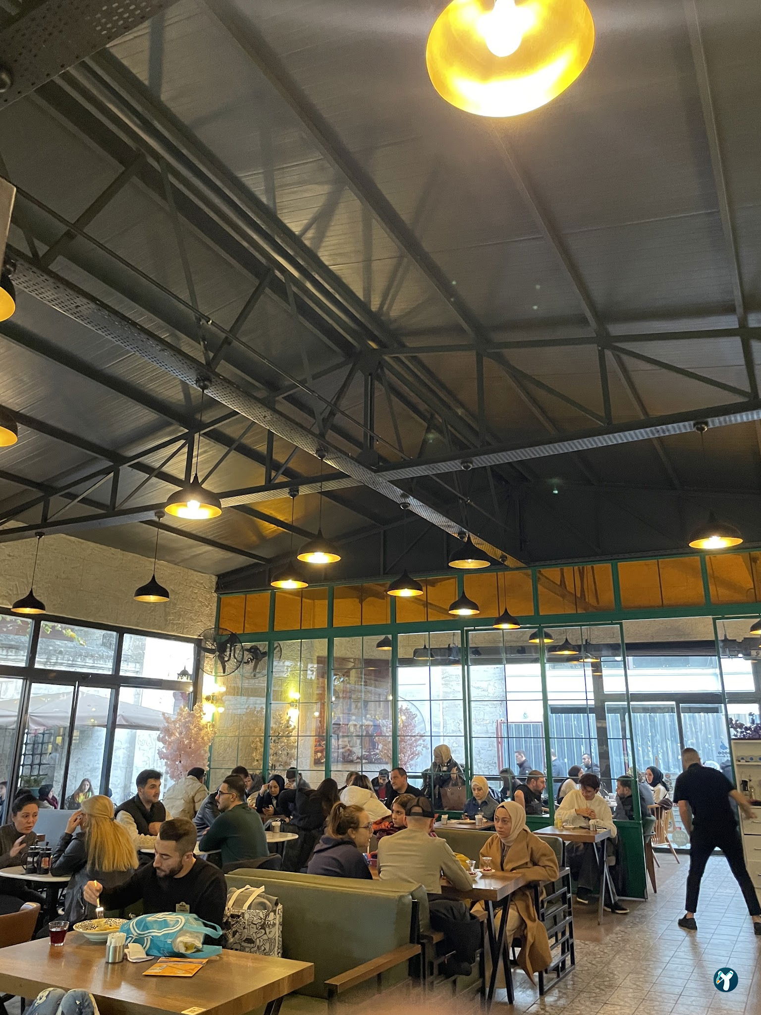 Rumi Cafe