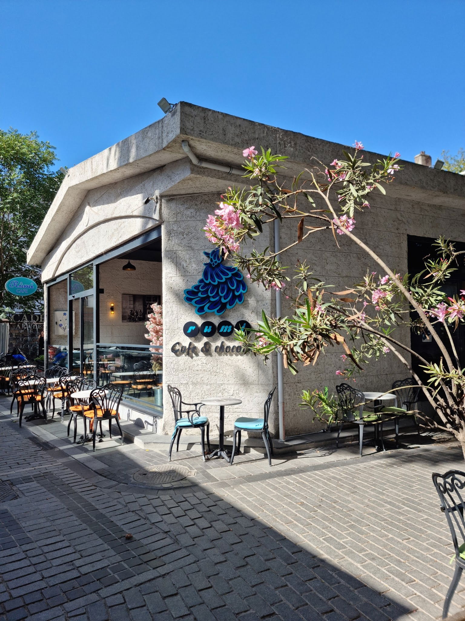 Rumi Cafe