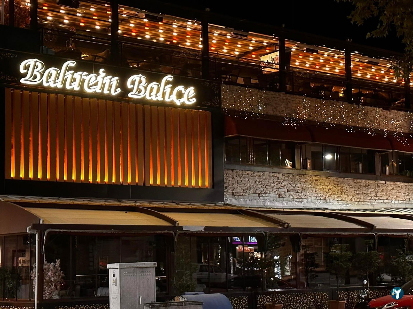 Bahrein Cafe & Bistro