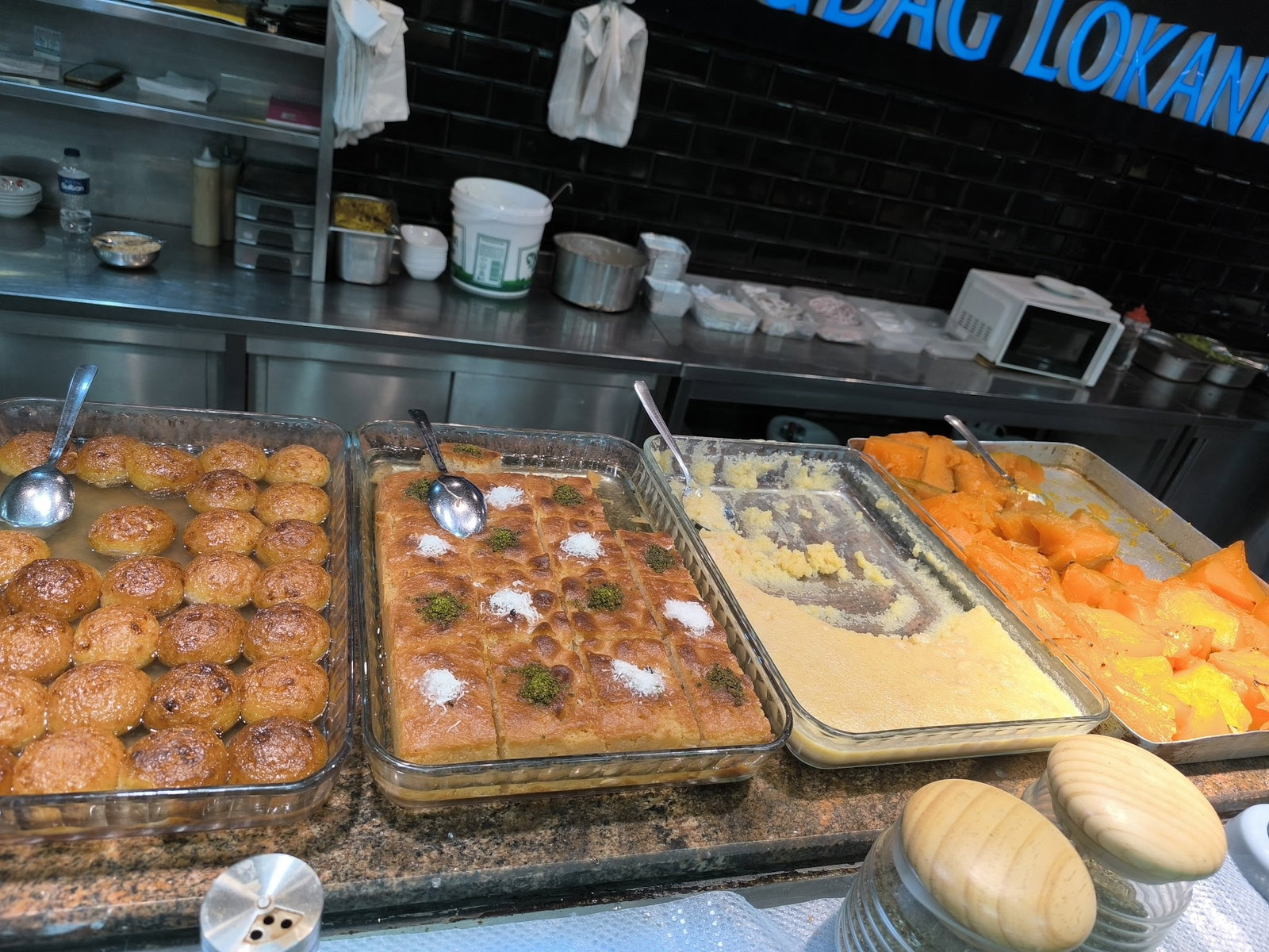 Uludağ Çorba Ve Sulu Yemek Salonu(Salim Çimen)