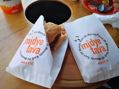 Midyeci Ahmet Akaretler resimleri