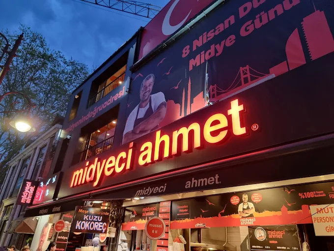 Midyeci Ahmet Akaretler