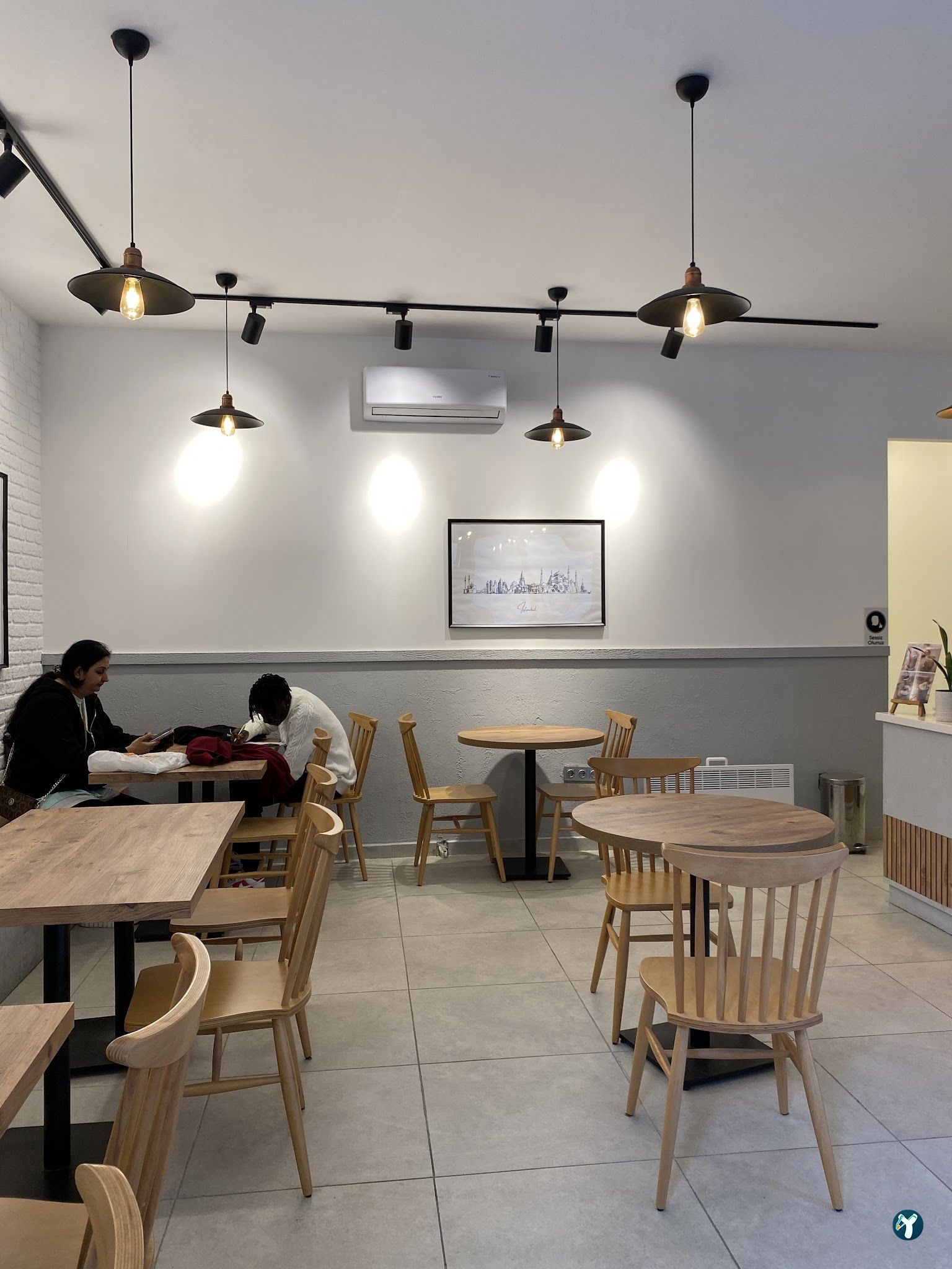 Lingua Cafe