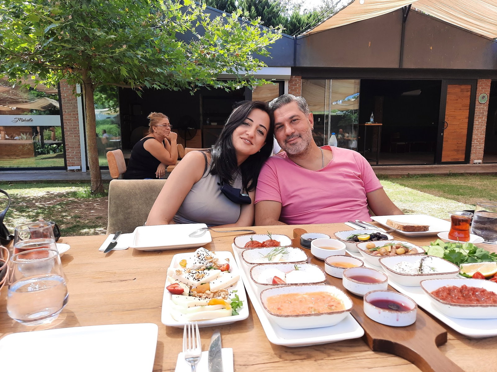 Mahalle Güzelbahçe