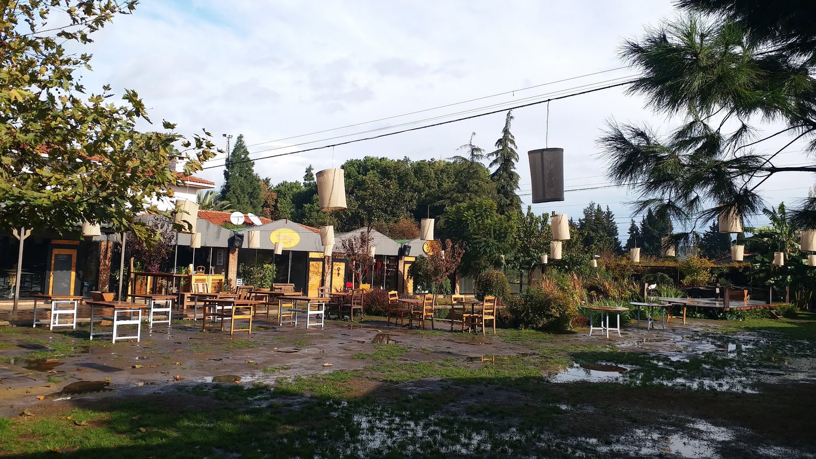 Mahalle Güzelbahçe