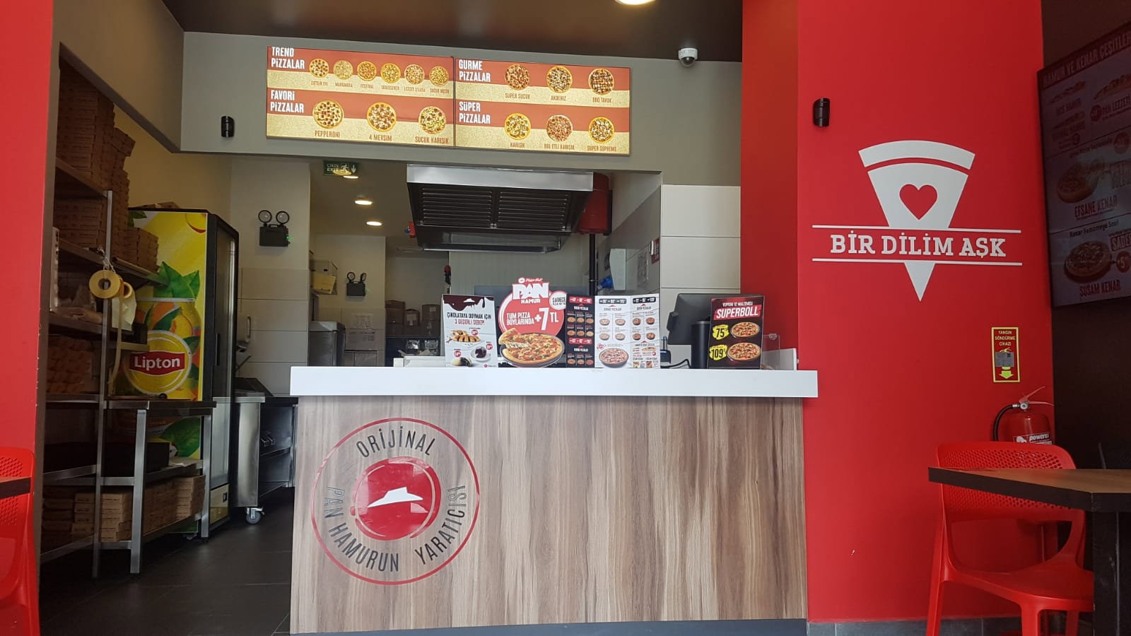 Pizza Hut