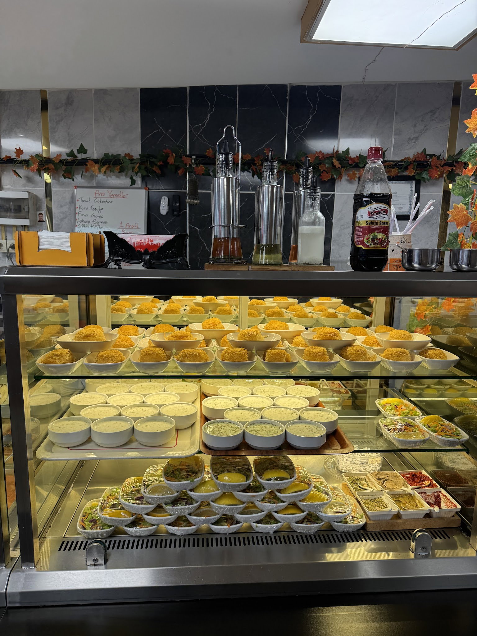 Chefi̇n Yeri̇ Sulu Yemek Ve Çorba