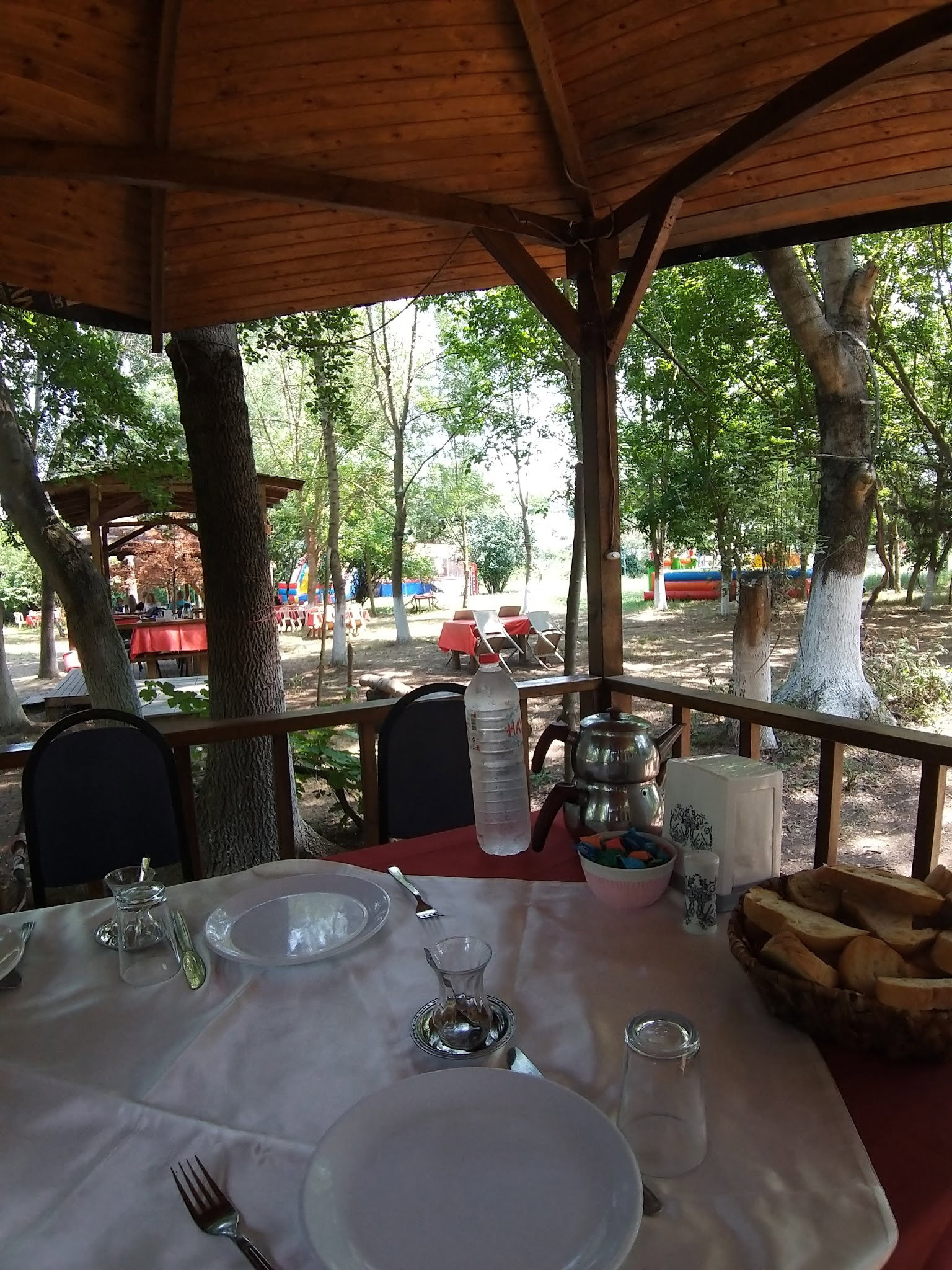 Yeşil Çiftlik Restoran