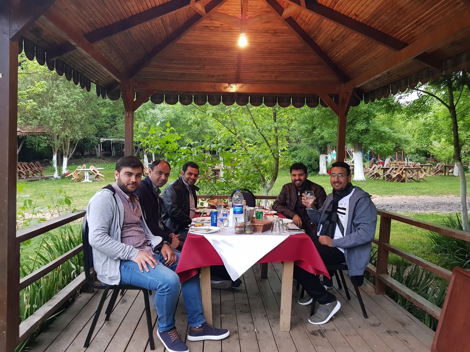 Yeşil Çiftlik Restoran