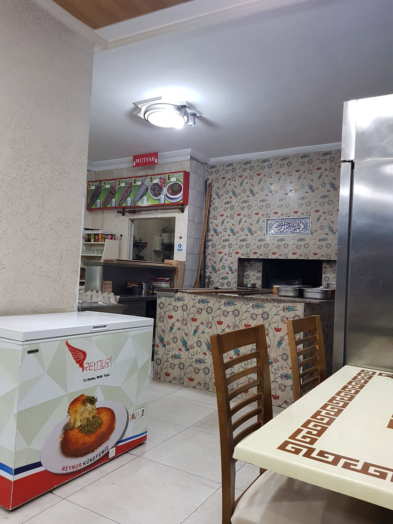 Konyalı Hacı Bey Restoran
