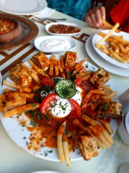 Konyalı Hacı Bey Restoran resimleri