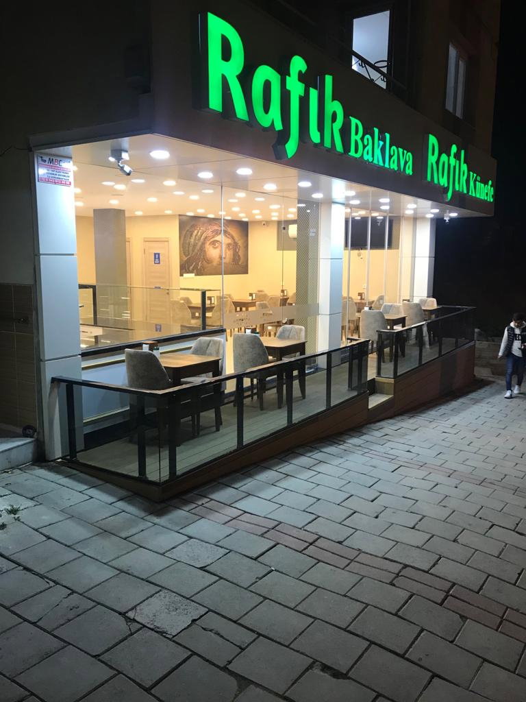 Rafık Künefe Ve Baklava