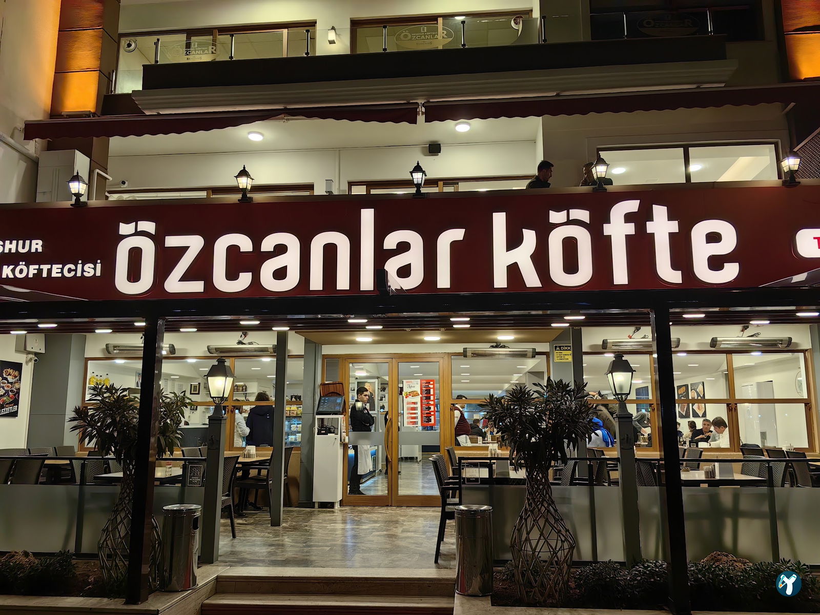 Özcanlar Köfte | Sahil Şube