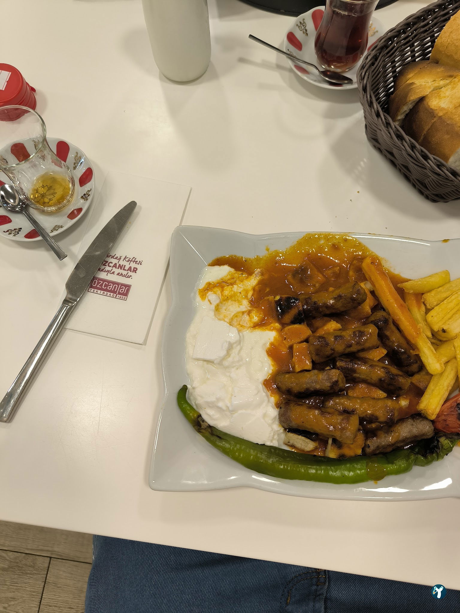 Özcanlar Köfte | Sahil Şube