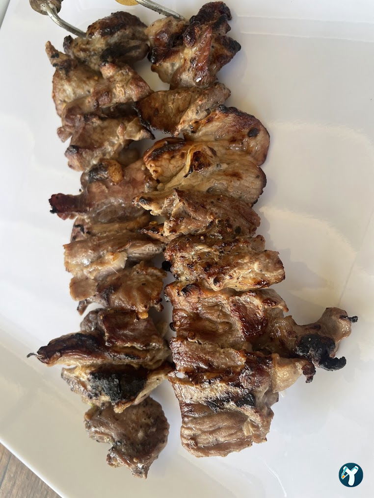Durakbeyoğlu Cağ Kebap, Kahvaltı, Çay Bahçesi ve Halı Sahaları