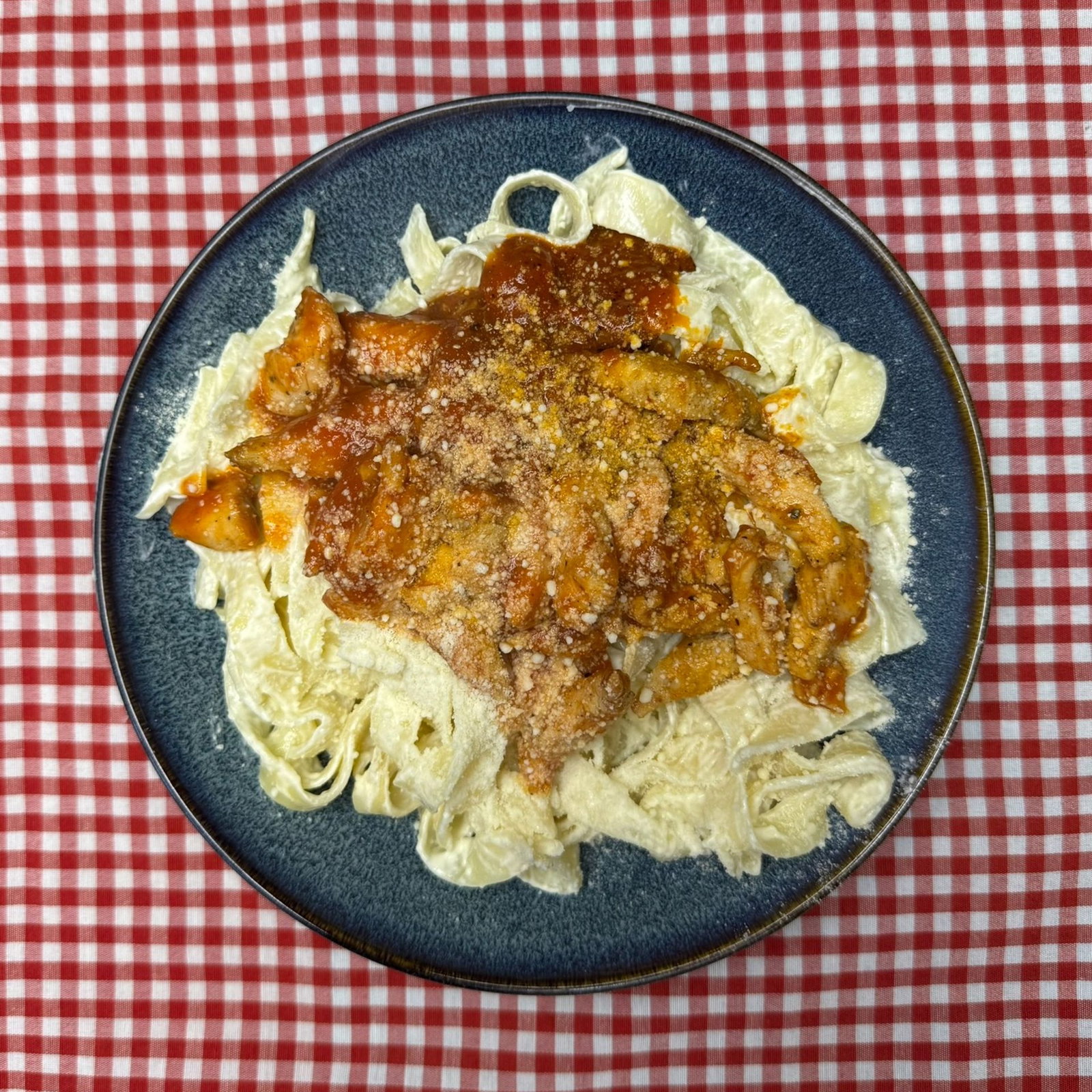 E Che Arrabbiata Tavuk