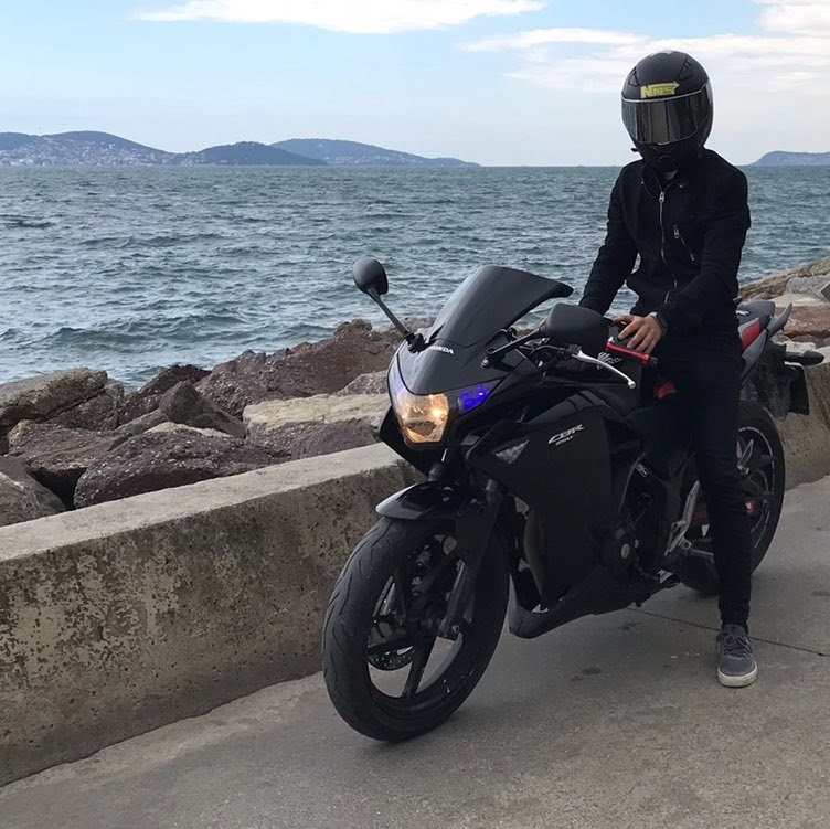 Yöremiz Pide 3 Lahmacun Pide Ve Zurna Döner Salonu