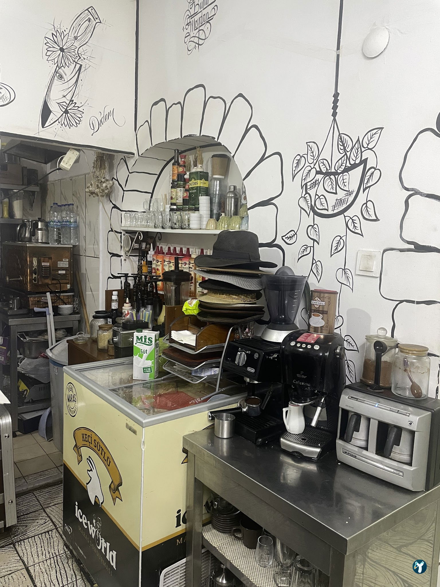 Redibu Cafe & Restaurant