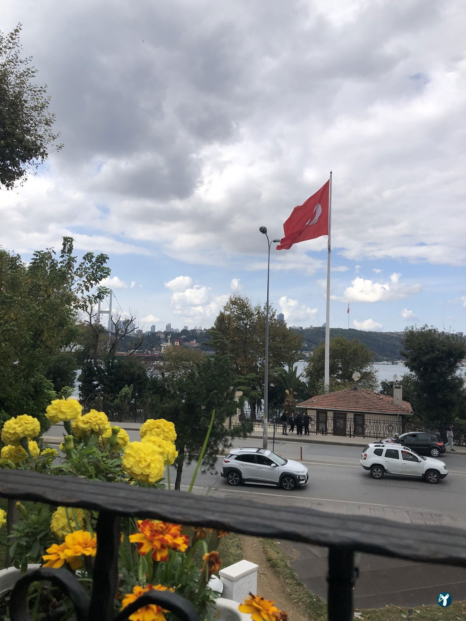 Redibu Cafe & Restaurant