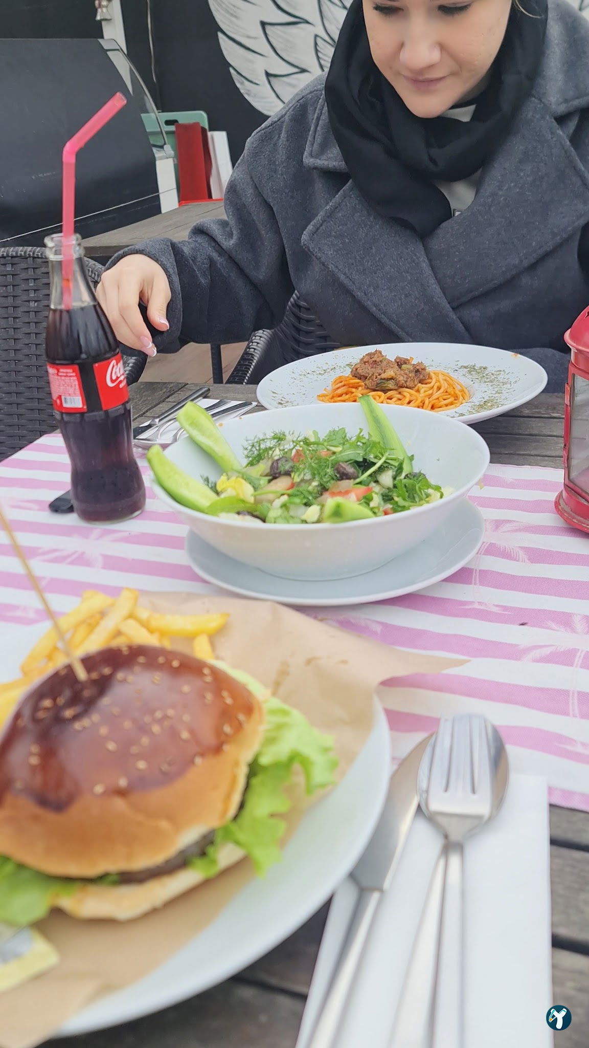 Redibu Cafe & Restaurant