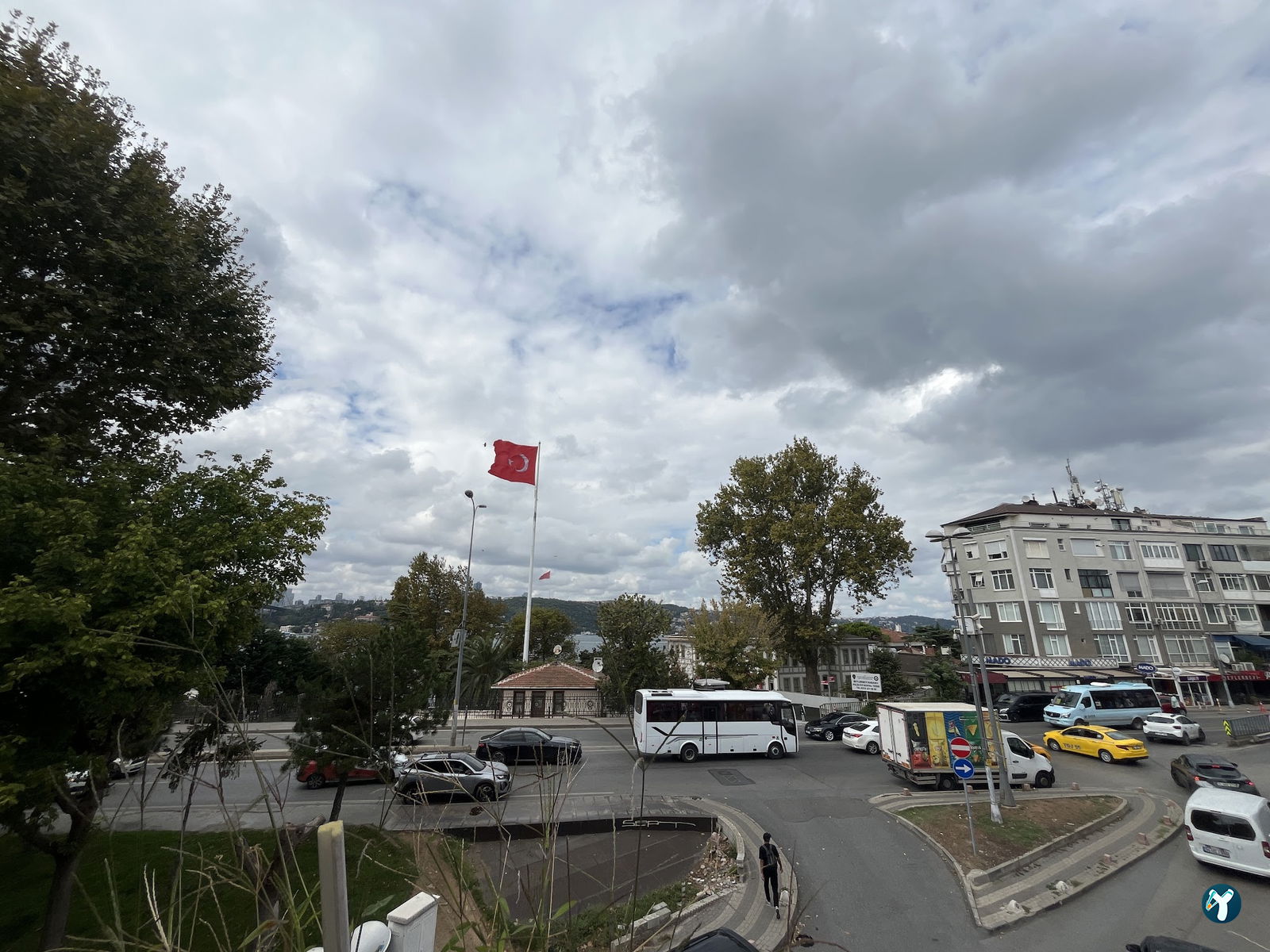 Redibu Cafe & Restaurant