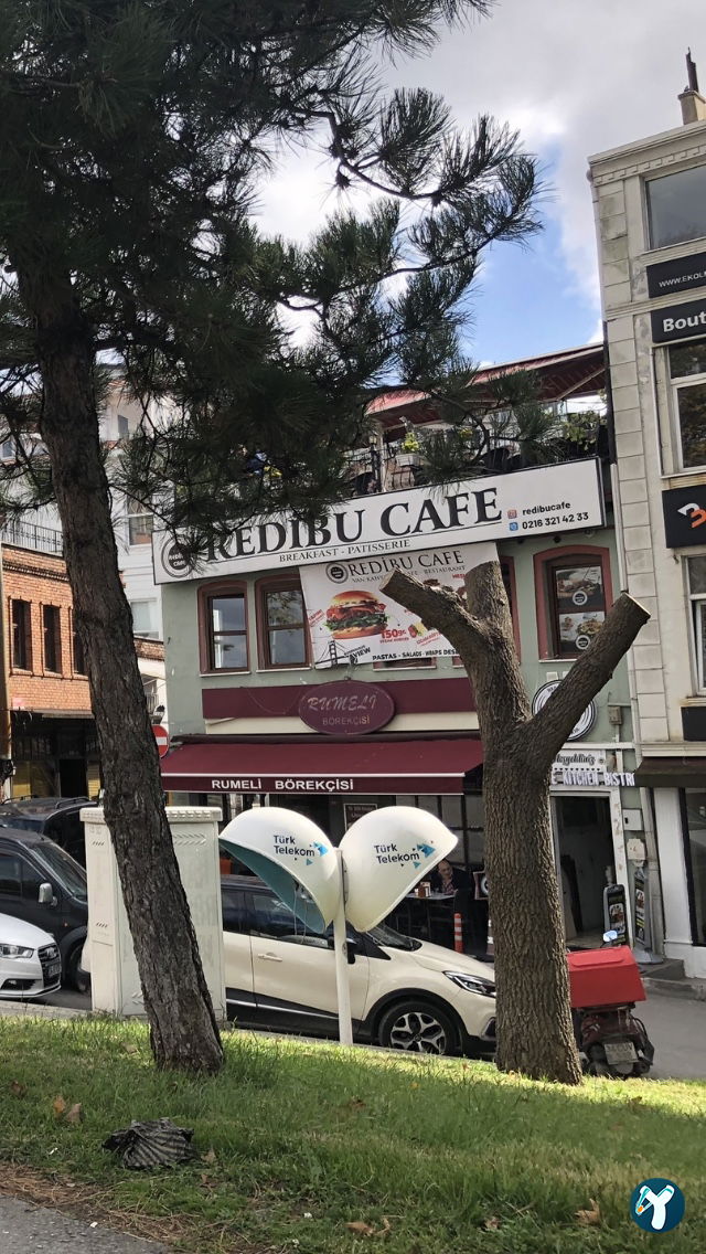 Redibu Cafe & Restaurant