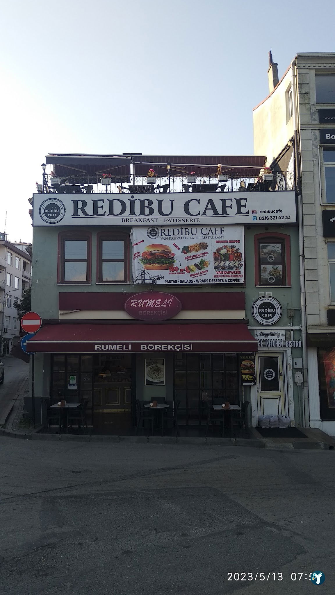 Redibu Cafe & Restaurant