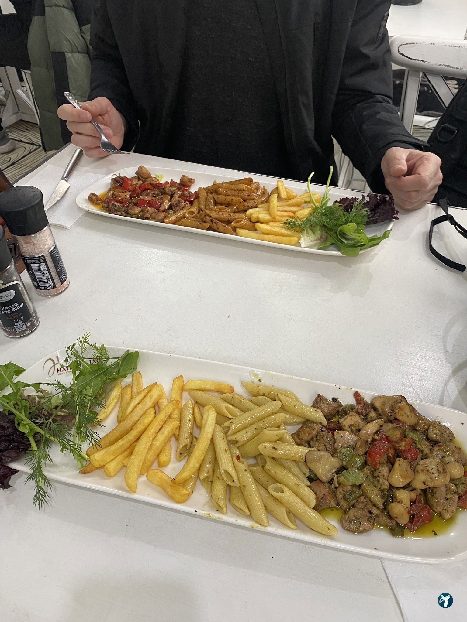 Redibu Cafe & Restaurant