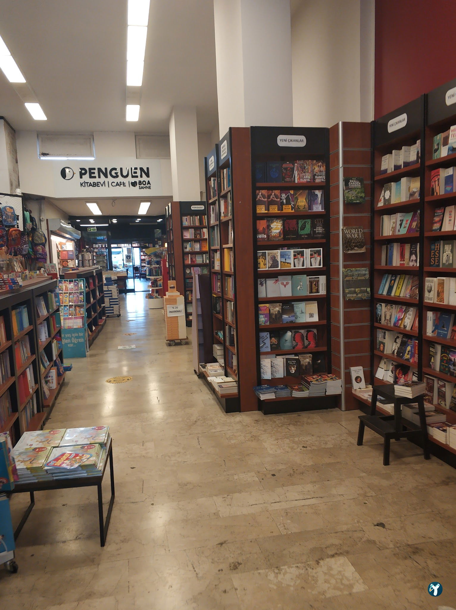 Penguen Kitapevi Kadıköy Şubesi