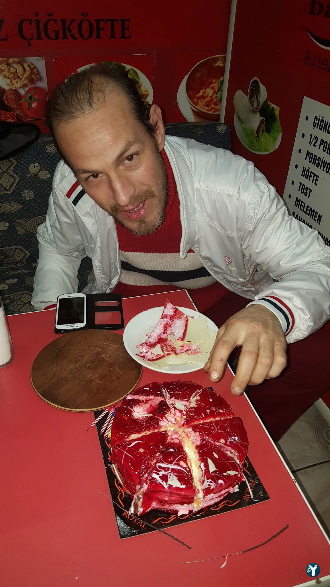 Battalbey Çi̇ğköfte Bodrum, Gümbet