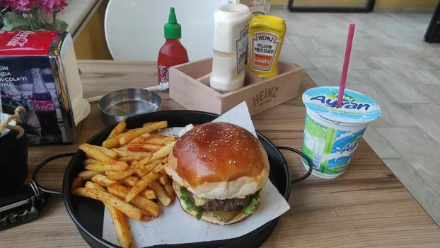 Milano Burger resimleri