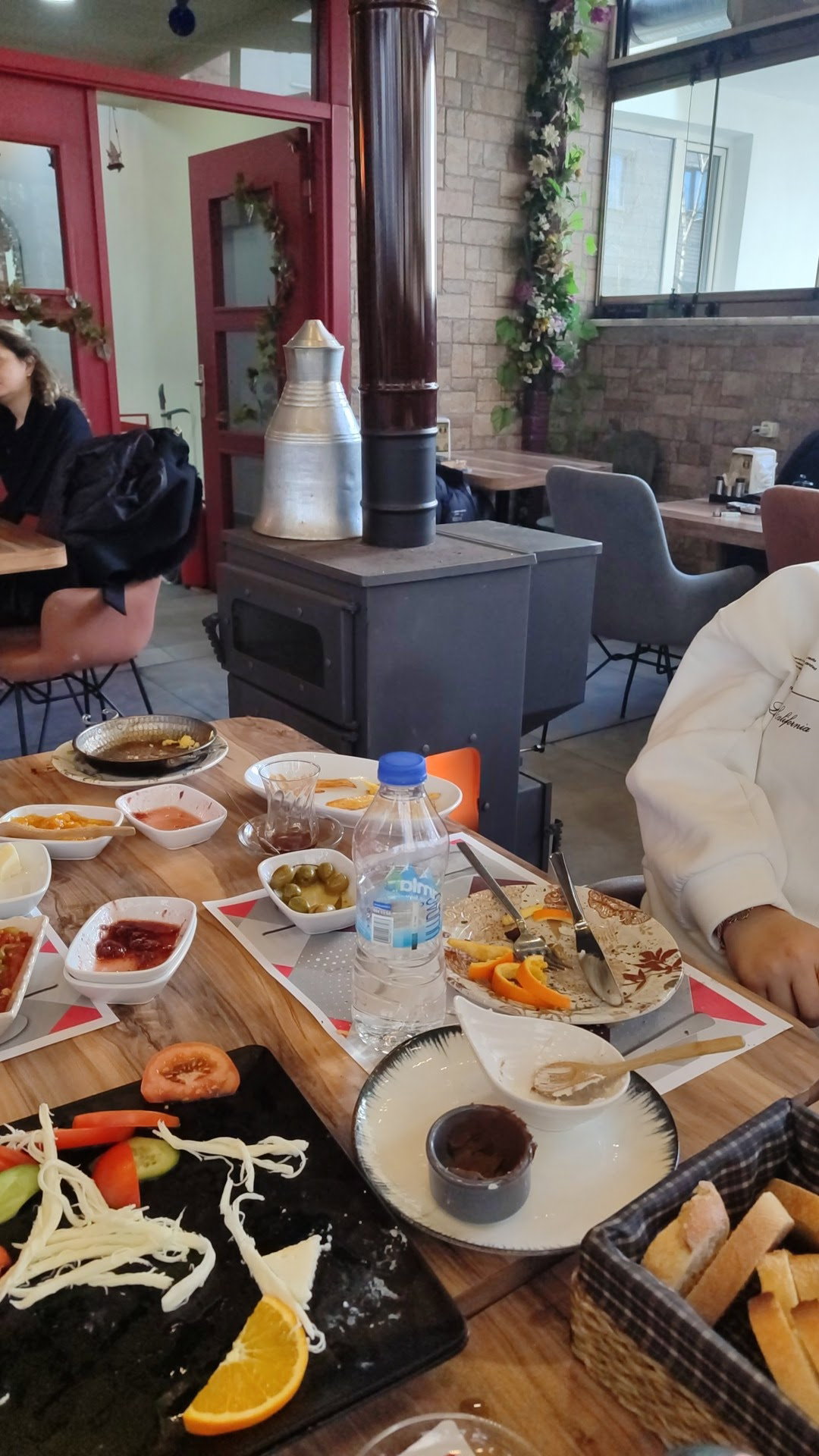 Cafe By Deva - Eskişehir Serpme Kahvaltı Mekanı