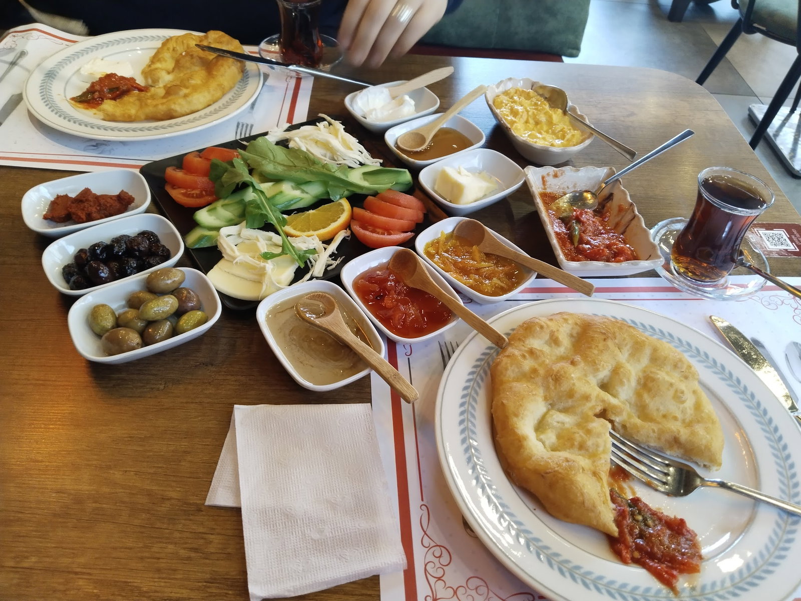 Cafe By Deva - Eskişehir Serpme Kahvaltı Mekanı