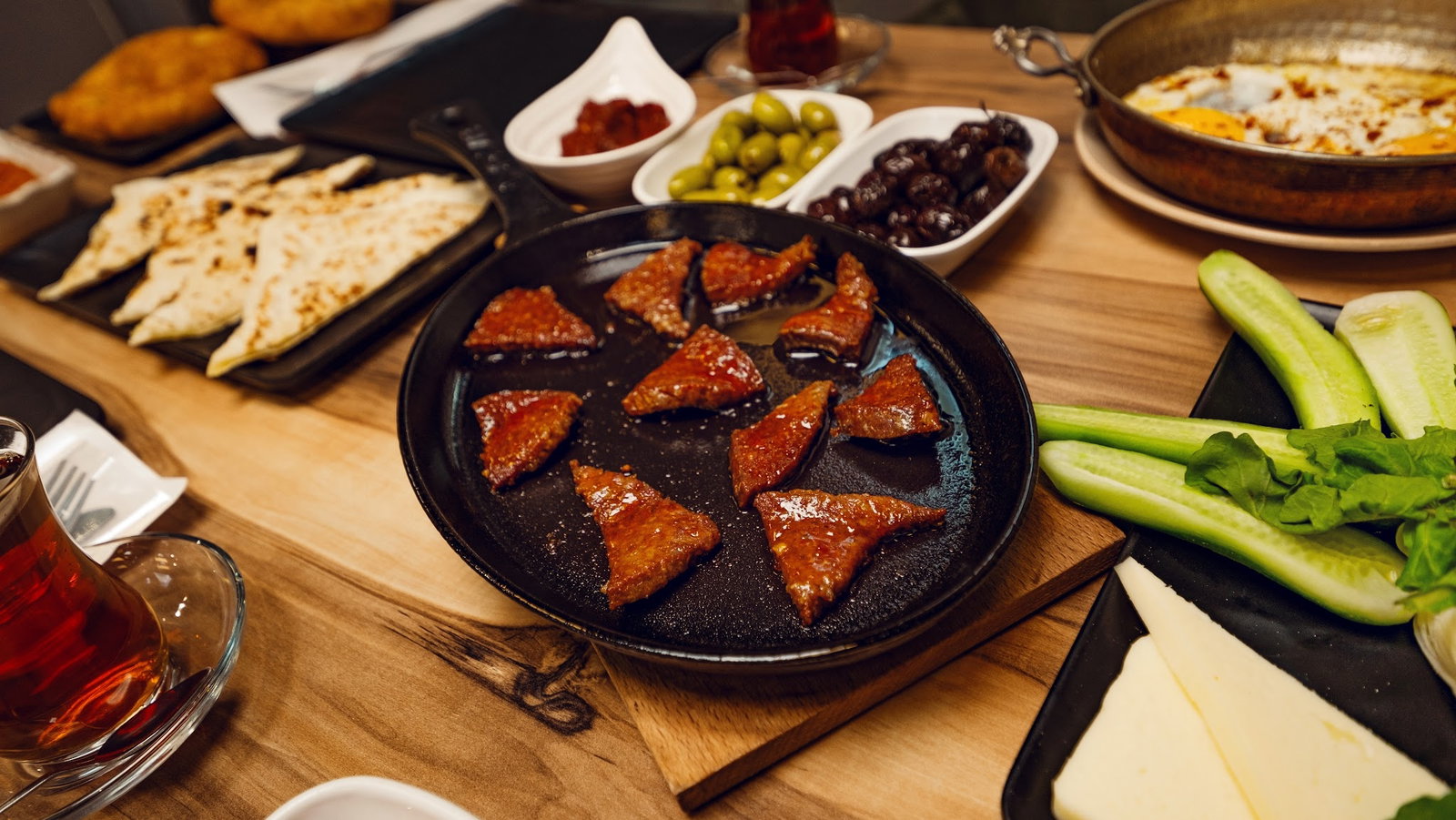 Cafe By Deva - Eskişehir Serpme Kahvaltı Mekanı