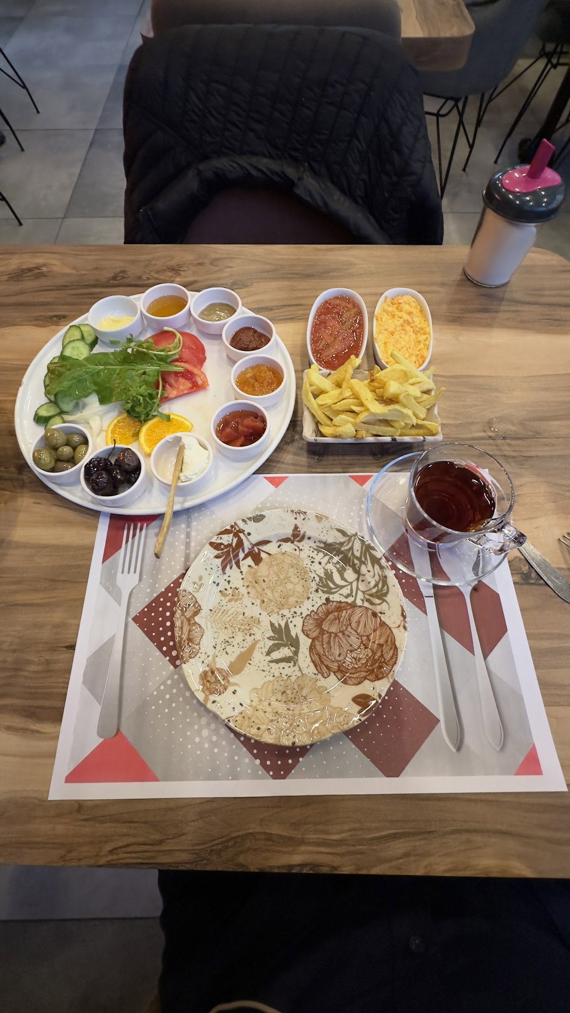 Cafe By Deva - Eskişehir Serpme Kahvaltı Mekanı