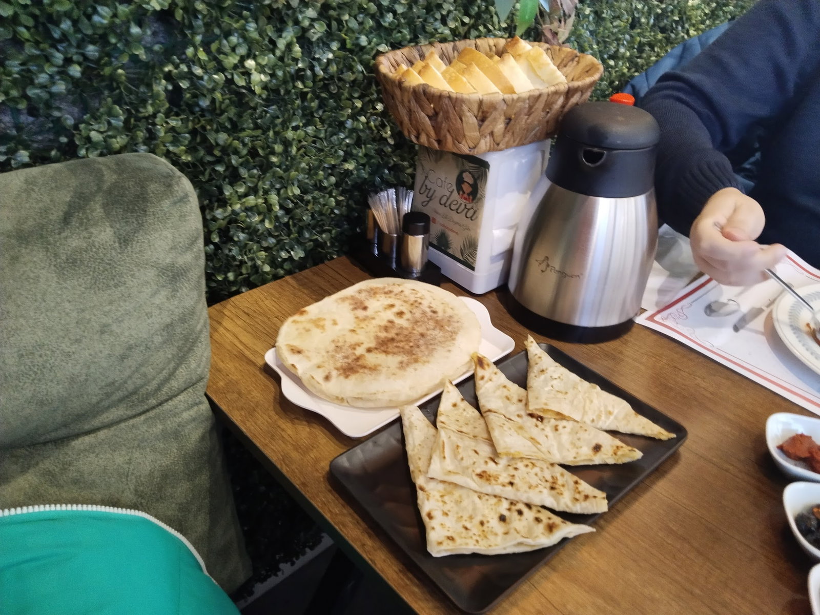 Cafe By Deva - Eskişehir Serpme Kahvaltı Mekanı