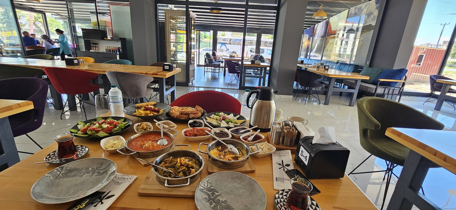 Safran Cafe & Restoran