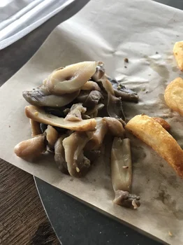 Kiraz Burger resimleri
