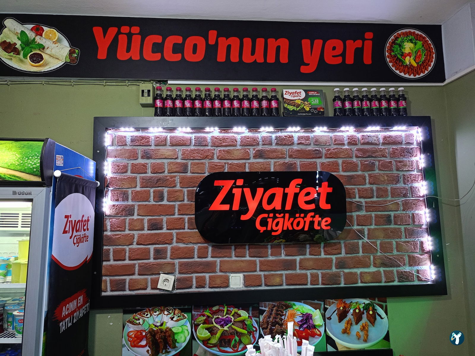 Yücco'Nun Yeri̇ Zi̇yafet Çi̇ğköfte.