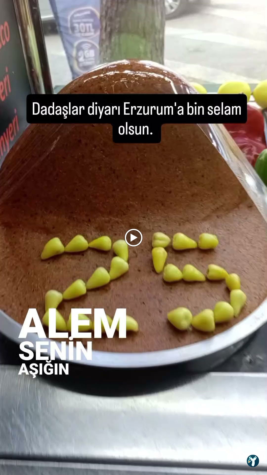Yücco'Nun Yeri̇ Zi̇yafet Çi̇ğköfte.