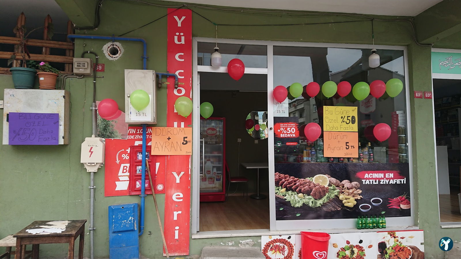 Yücco'Nun Yeri̇ Zi̇yafet Çi̇ğköfte.