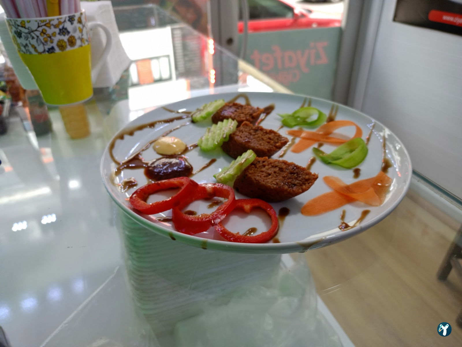Yücco'Nun Yeri̇ Zi̇yafet Çi̇ğköfte.
