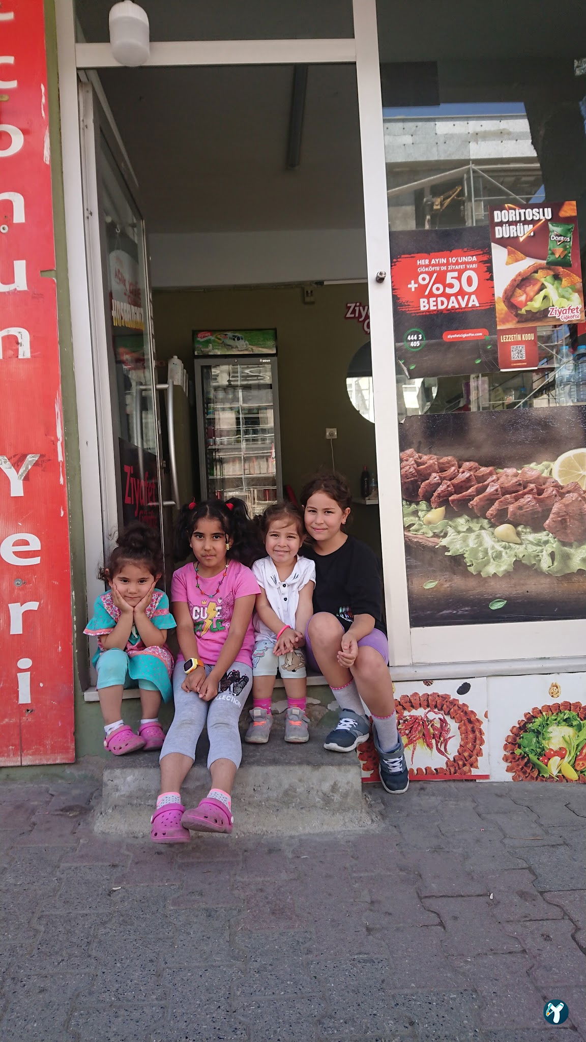 Yücco'Nun Yeri̇ Zi̇yafet Çi̇ğköfte.