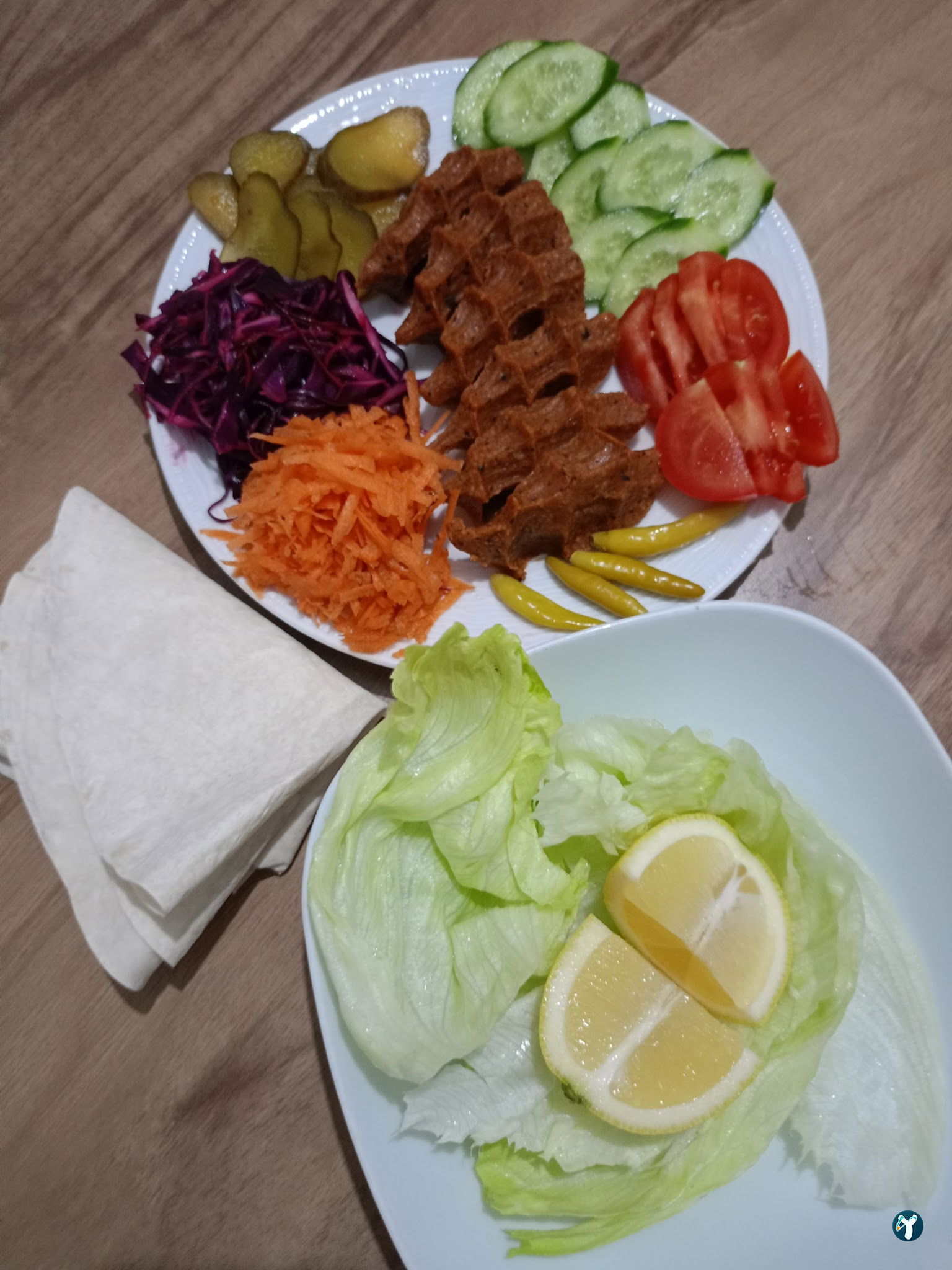 Yücco'Nun Yeri̇ Zi̇yafet Çi̇ğköfte.