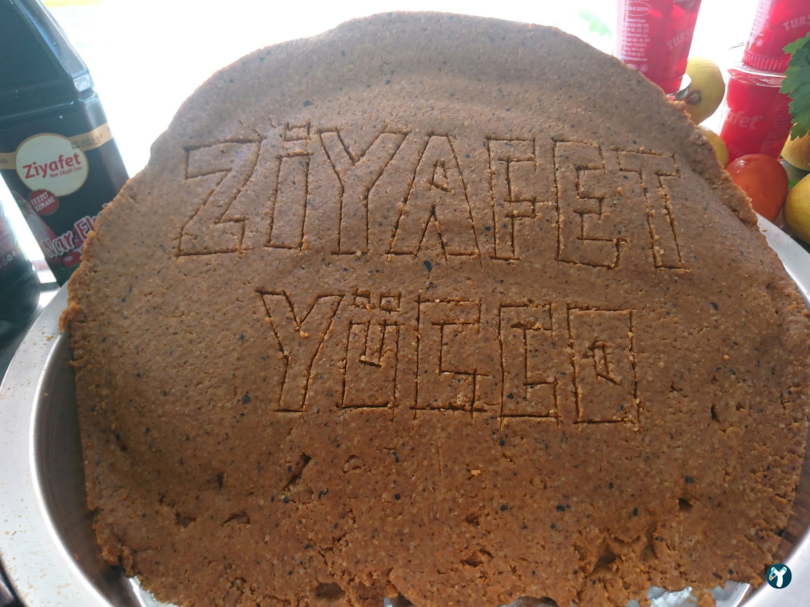 Yücco'Nun Yeri̇ Zi̇yafet Çi̇ğköfte.