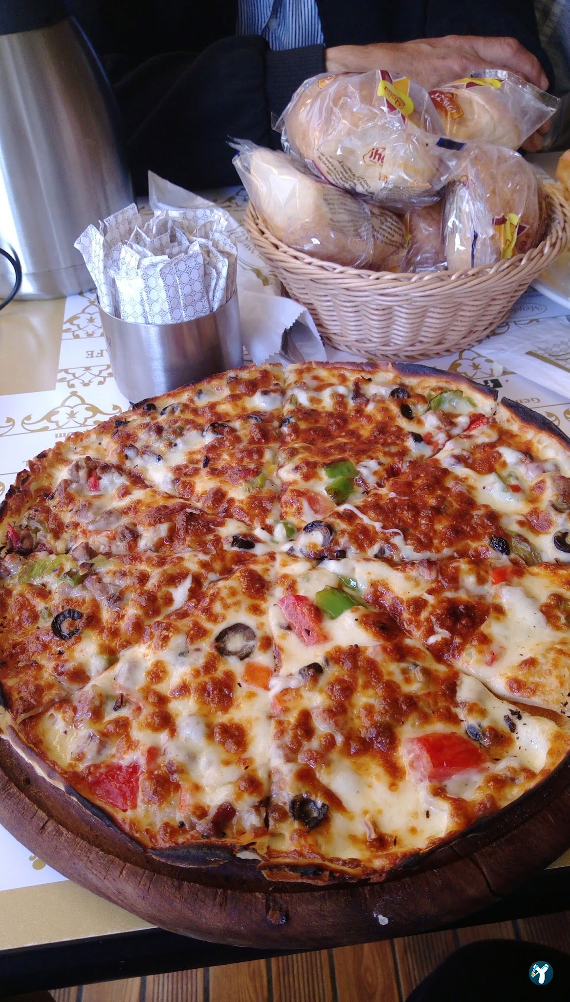 Terrace Li̇fe Cafe & Rest