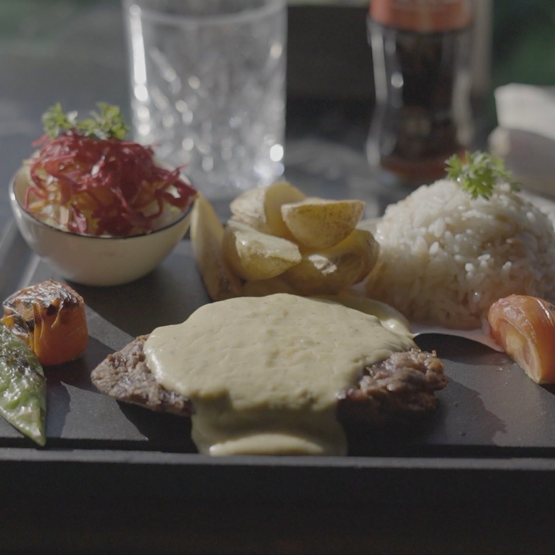 Terrace Li̇fe Cafe & Rest