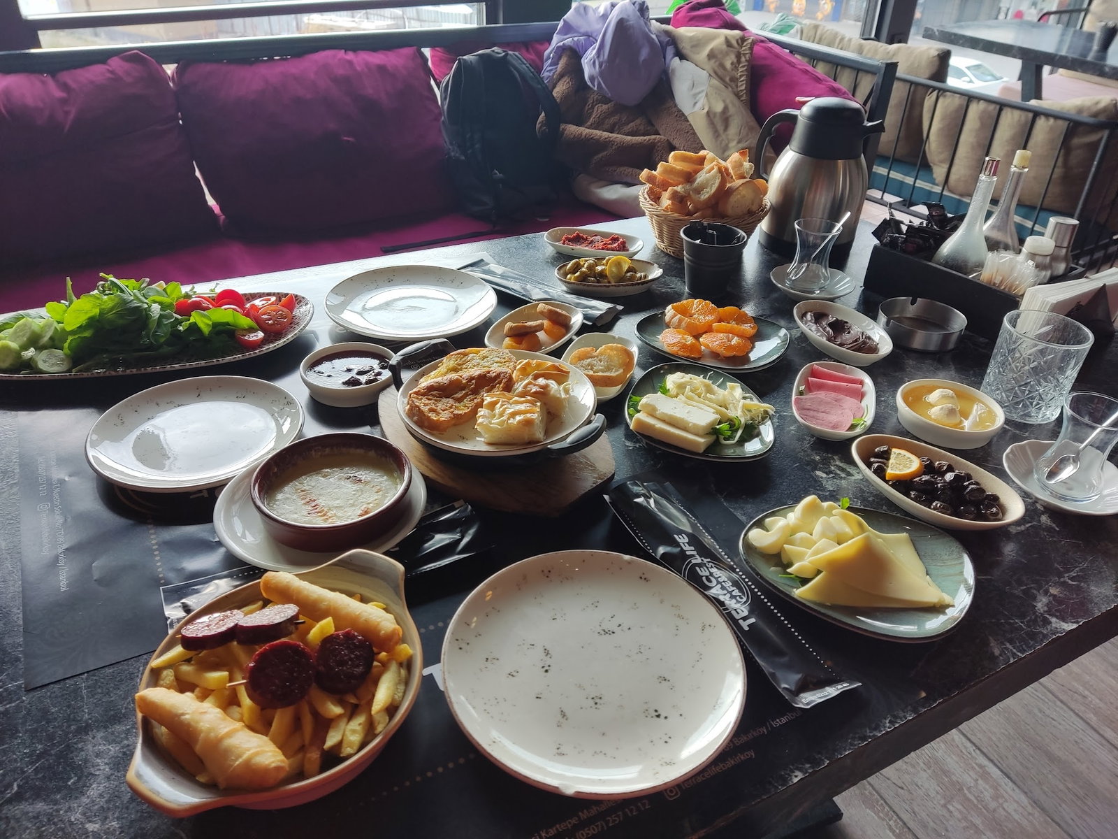 Terrace Li̇fe Cafe & Rest