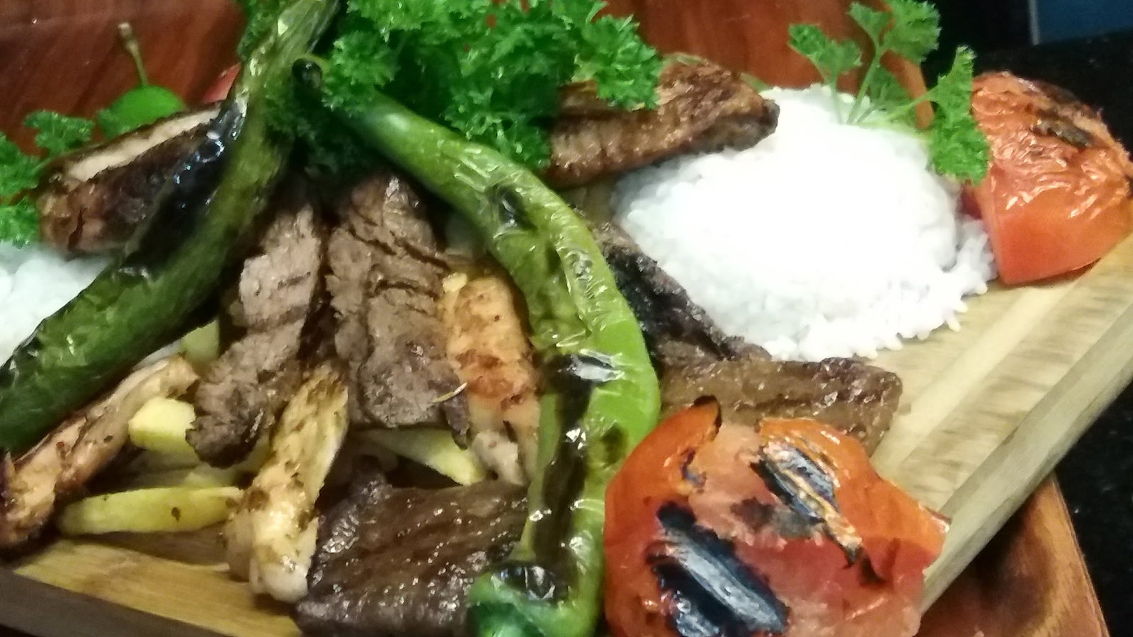 Terrace Li̇fe Cafe & Rest