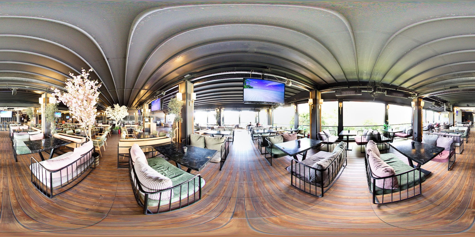 Terrace Li̇fe Cafe & Rest
